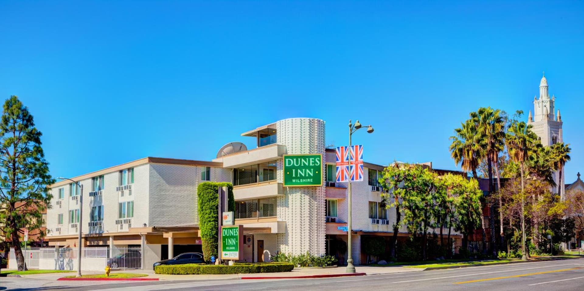 Dunes Inn - Wilshire featured exterior or lobby in Los Angeles, CA — similar hotel