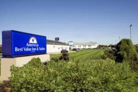 Americas Best Value Inn Three Rivers gallery photo in Three Rivers, MI — image 39