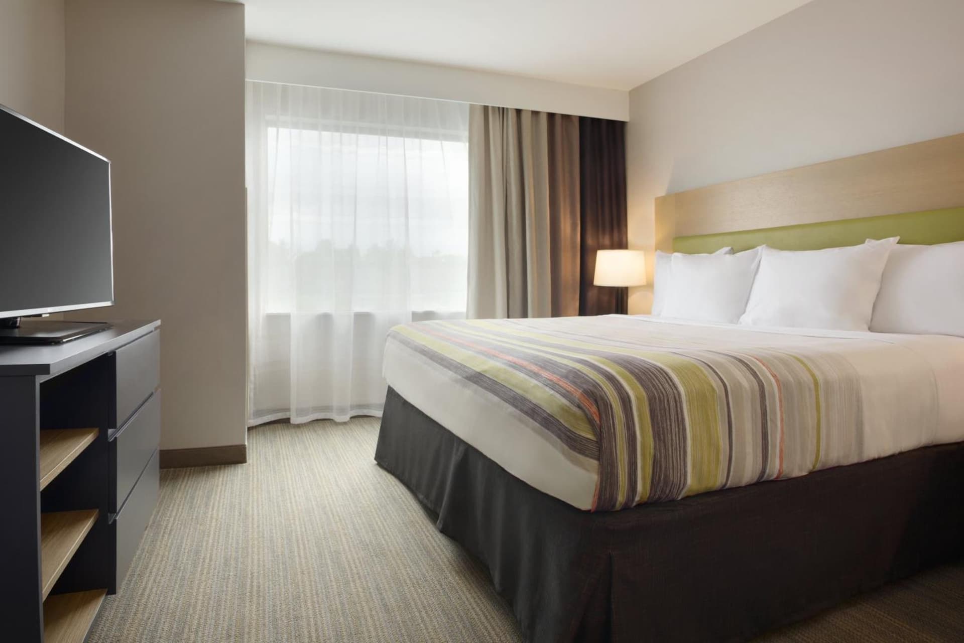 Country Inn & Suites by Radisson Asheville River Arts District gallery photo in Asheville, NC — image 22