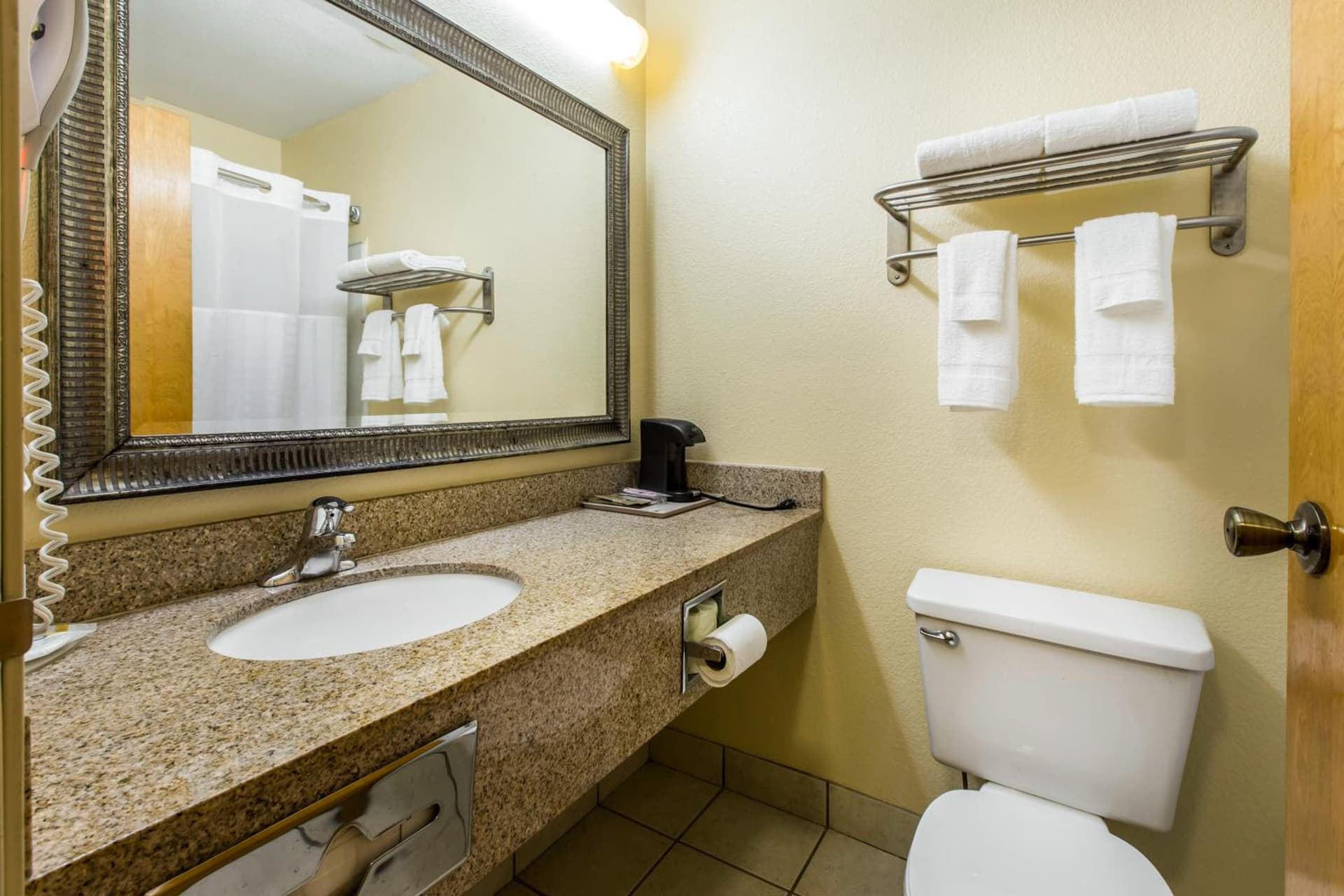 Quality Inn West of Asheville interior in Canton, NC — gallery photo 2