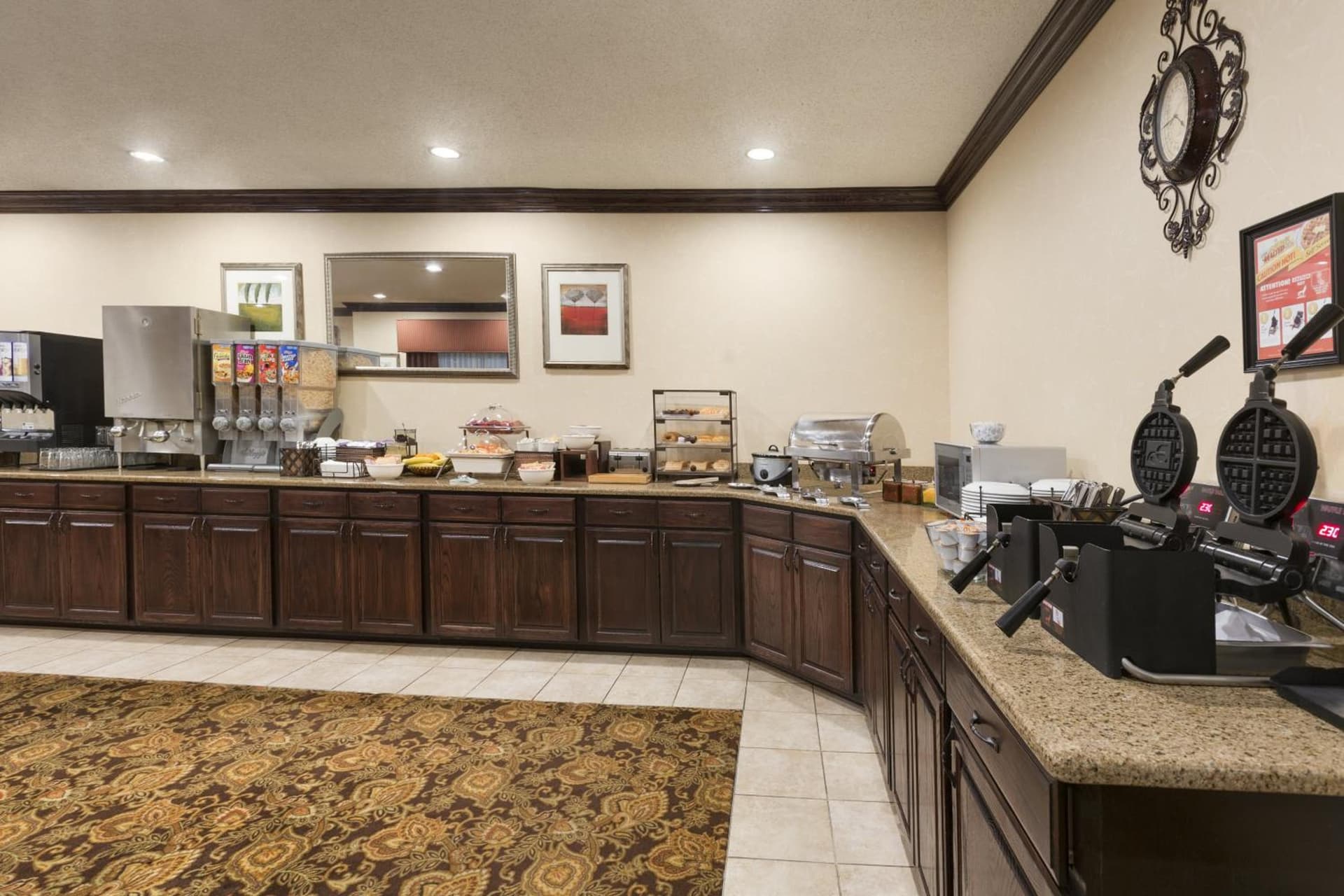 Country Inn & Suites by Radisson, Asheville - Outlet Mall gallery photo in Asheville, NC — image 7