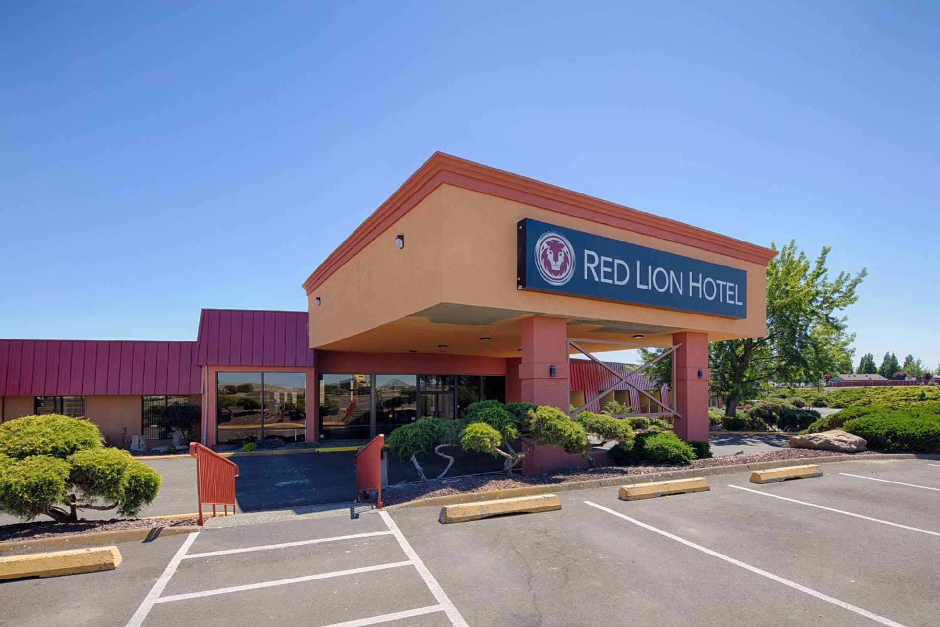Red Lion Hotel Pendleton property views in Pendleton, OR — gallery photo 3