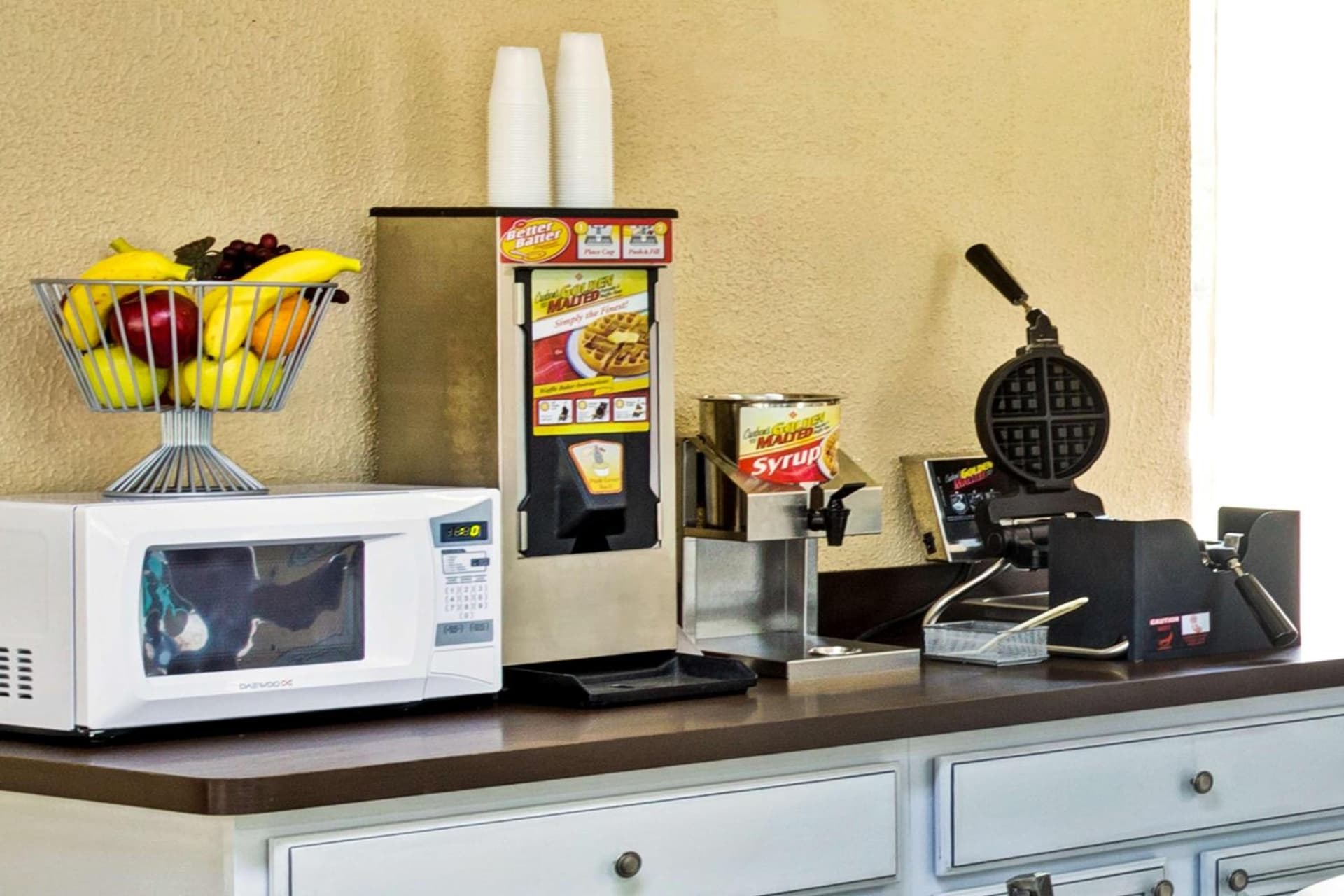 Super 8 by Wyndham Gainesville gallery photo in Gainesville, GA — image 25