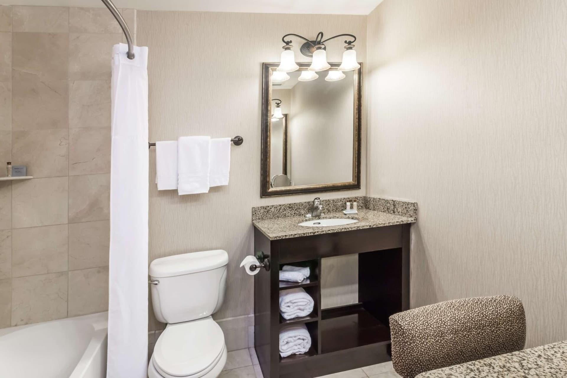 Hawthorn Extended Stay by Wyndham West Palm Beach Airport gallery photo in West Palm Beach, FL — image 22