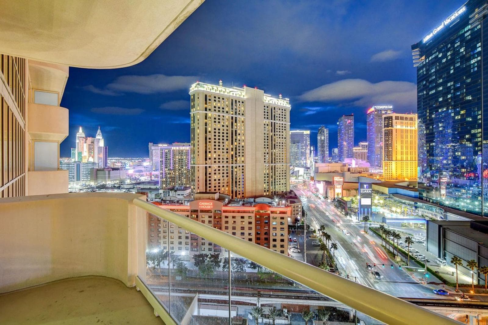 Suite Hub LV HIGH floor Sphere view MGM Signature gallery photo in Paradise, NV — image 20