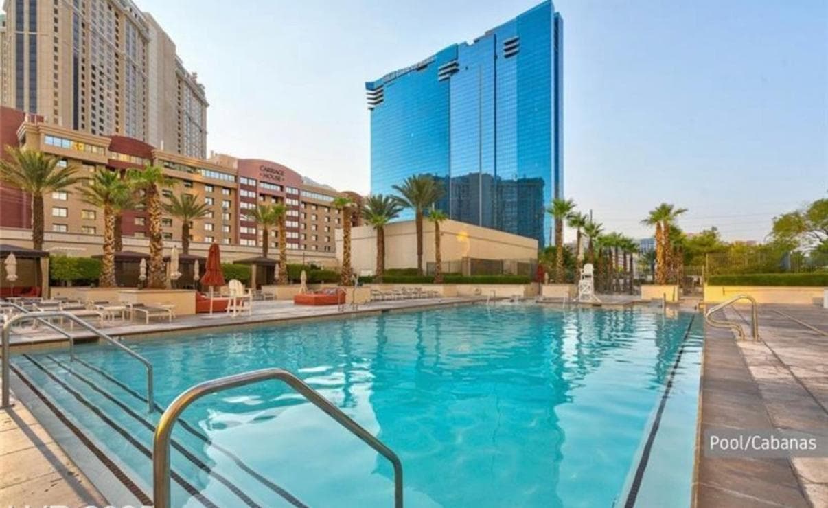 Incredible 1BD 2BTH Suite MGM Signature*Balcony View gallery photo in Paradise, NV — image 15