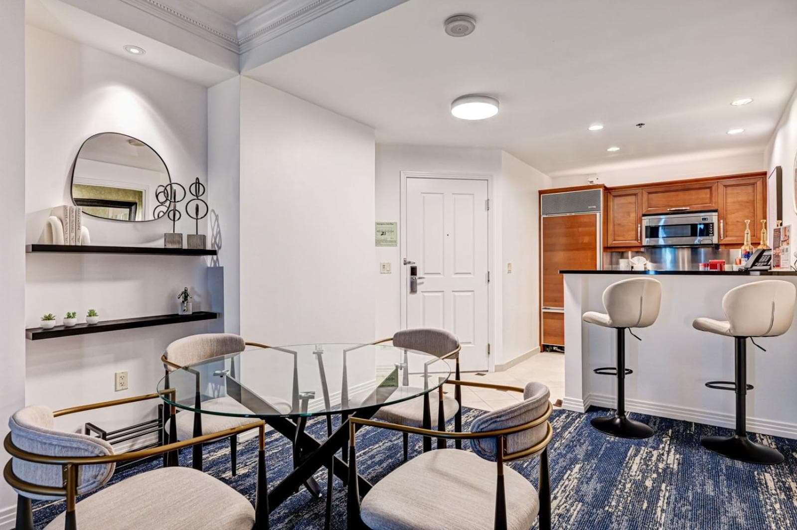 Suite Hub LV HIGH floor Sphere view MGM Signature gallery photo in Paradise, NV — image 14