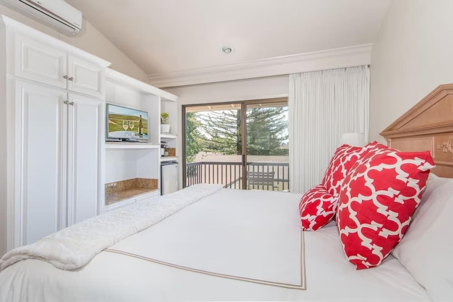 Signature Collection at The Napa Residences, Steps to Wineries, Limited Time Offer property views in Napa County — gallery photo 3