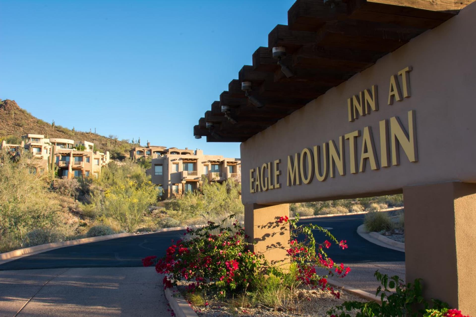 Inn at Eagle Mountain interior in Scottsdale, AZ — gallery photo 2