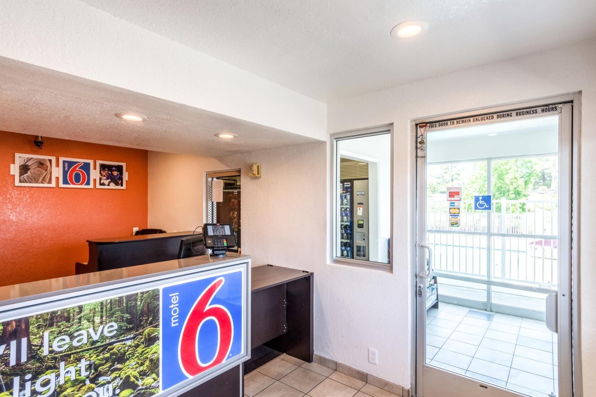 Motel 6-Redding, CA - Central gallery photo in Redding, CA — image 51