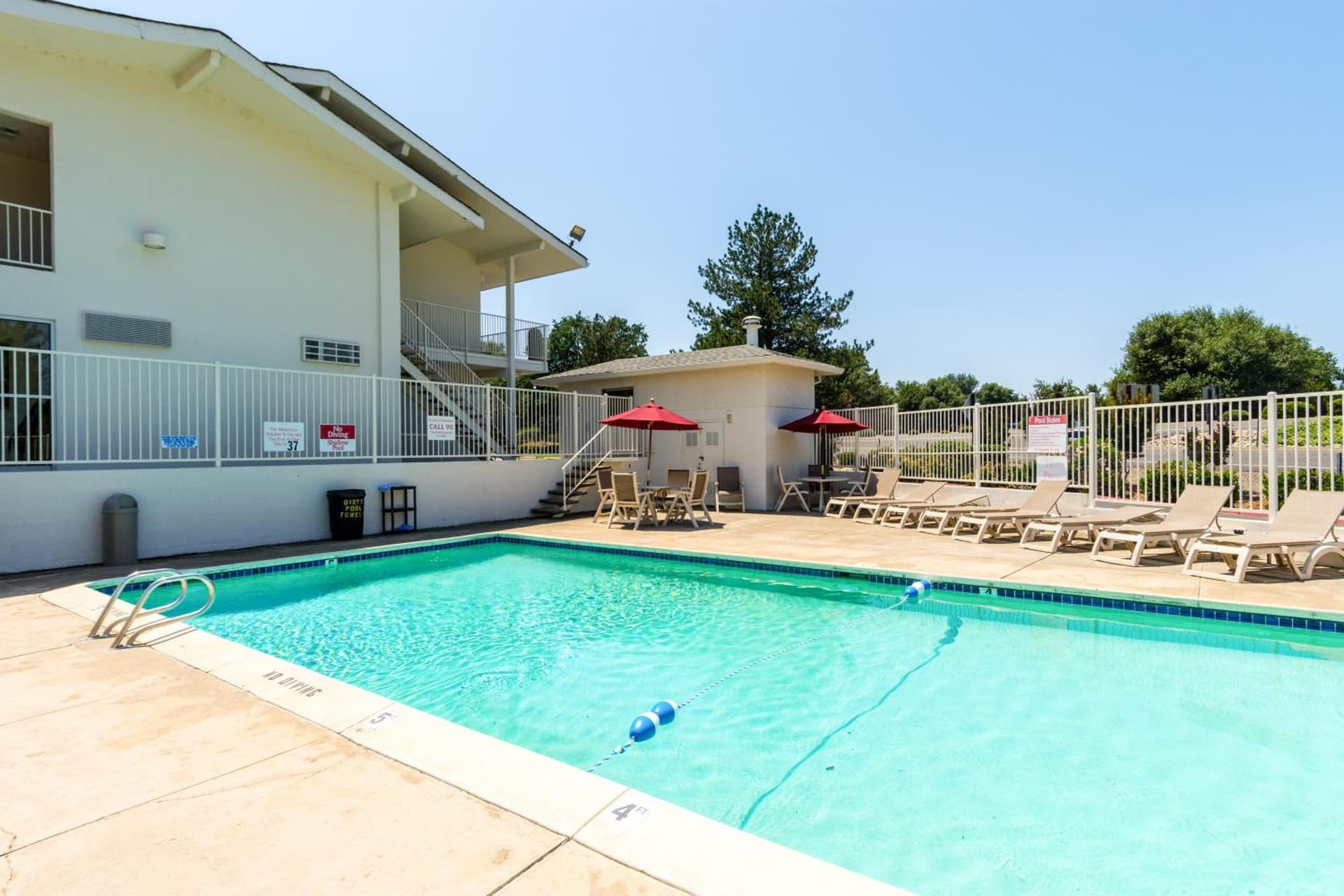 Motel 6-Redding, CA - Central gallery photo in Redding, CA — image 62