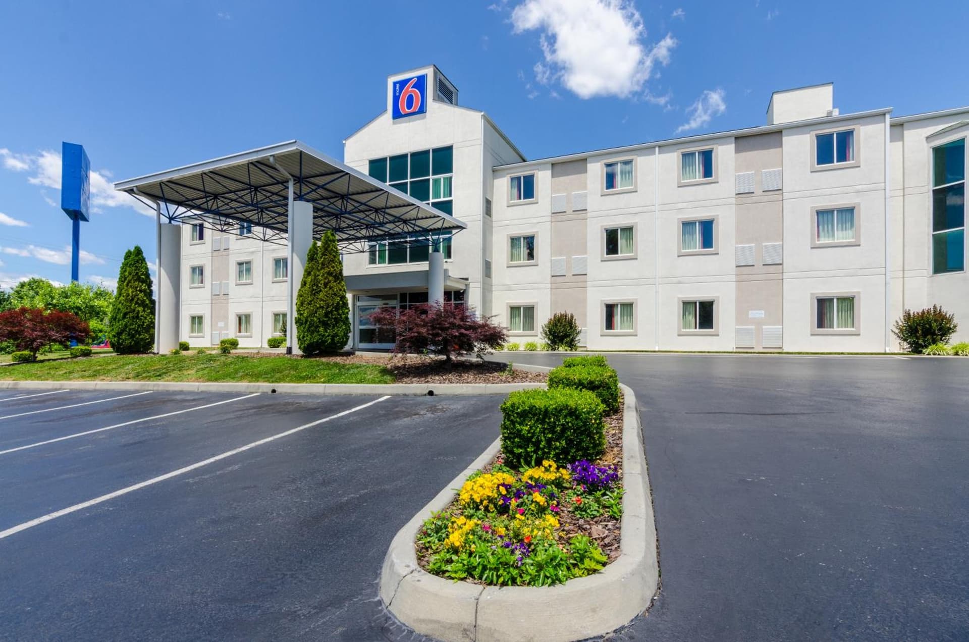 Motel 6-Bristol, VA property views in Bristol, VA — gallery photo 3
