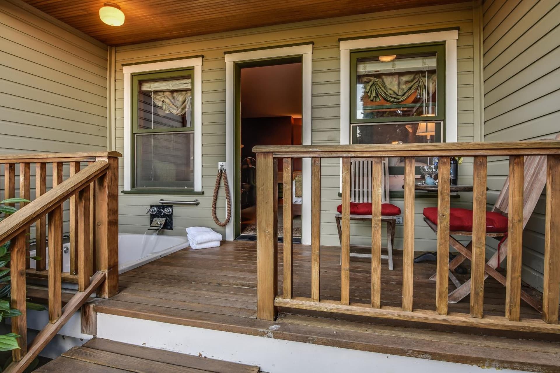 Wild Iris Inn gallery photo in La Conner, WA — image 8
