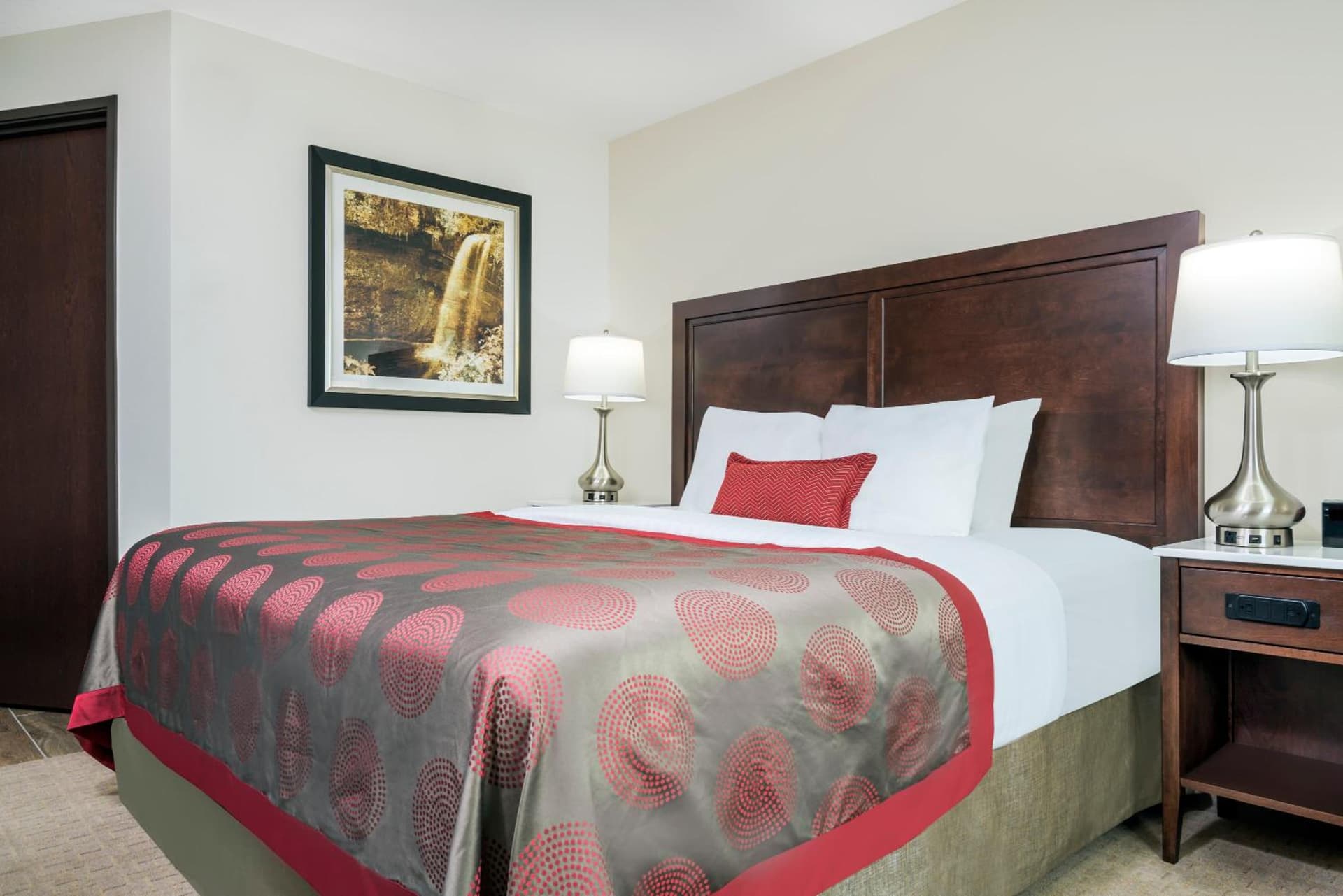 Ramada by Wyndham Minneapolis Golden Valley gallery photo in Minneapolis, MN — image 29