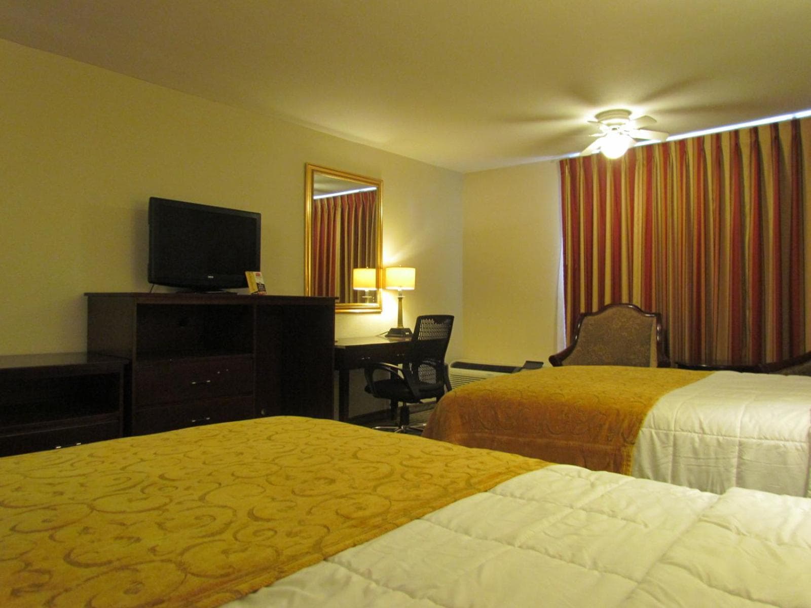 Romana Hotel - Houston Southwest gallery photo in Houston, TX — image 26