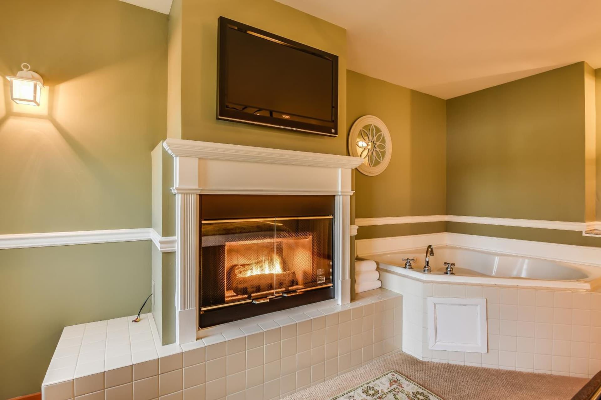 Wild Iris Inn gallery photo in La Conner, WA — image 9