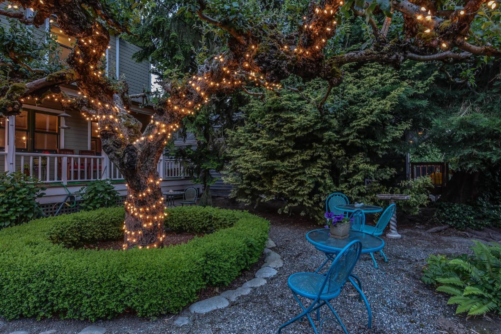 Wild Iris Inn gallery photo in La Conner, WA — image 12