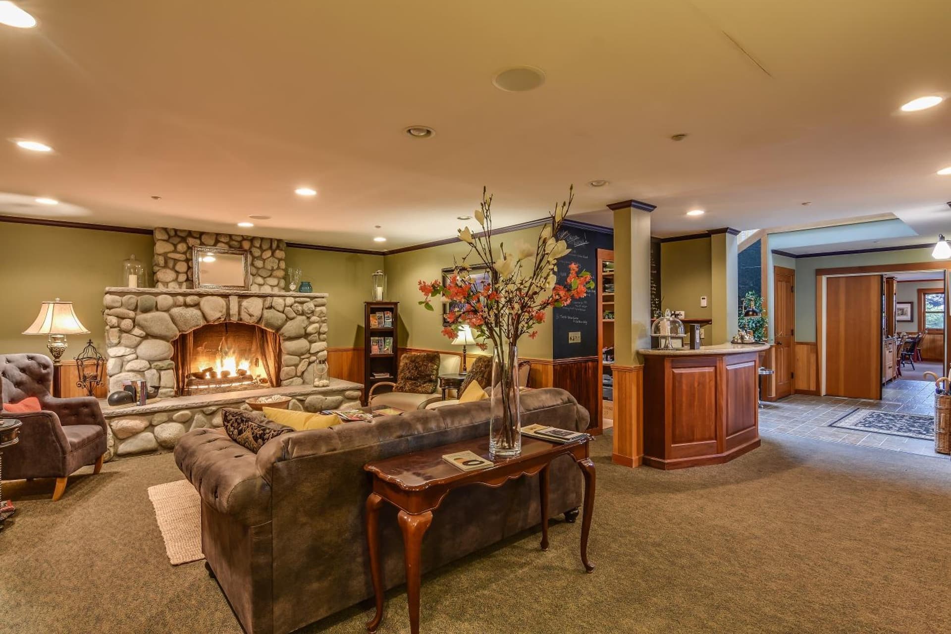 Wild Iris Inn gallery photo in La Conner, WA — image 13