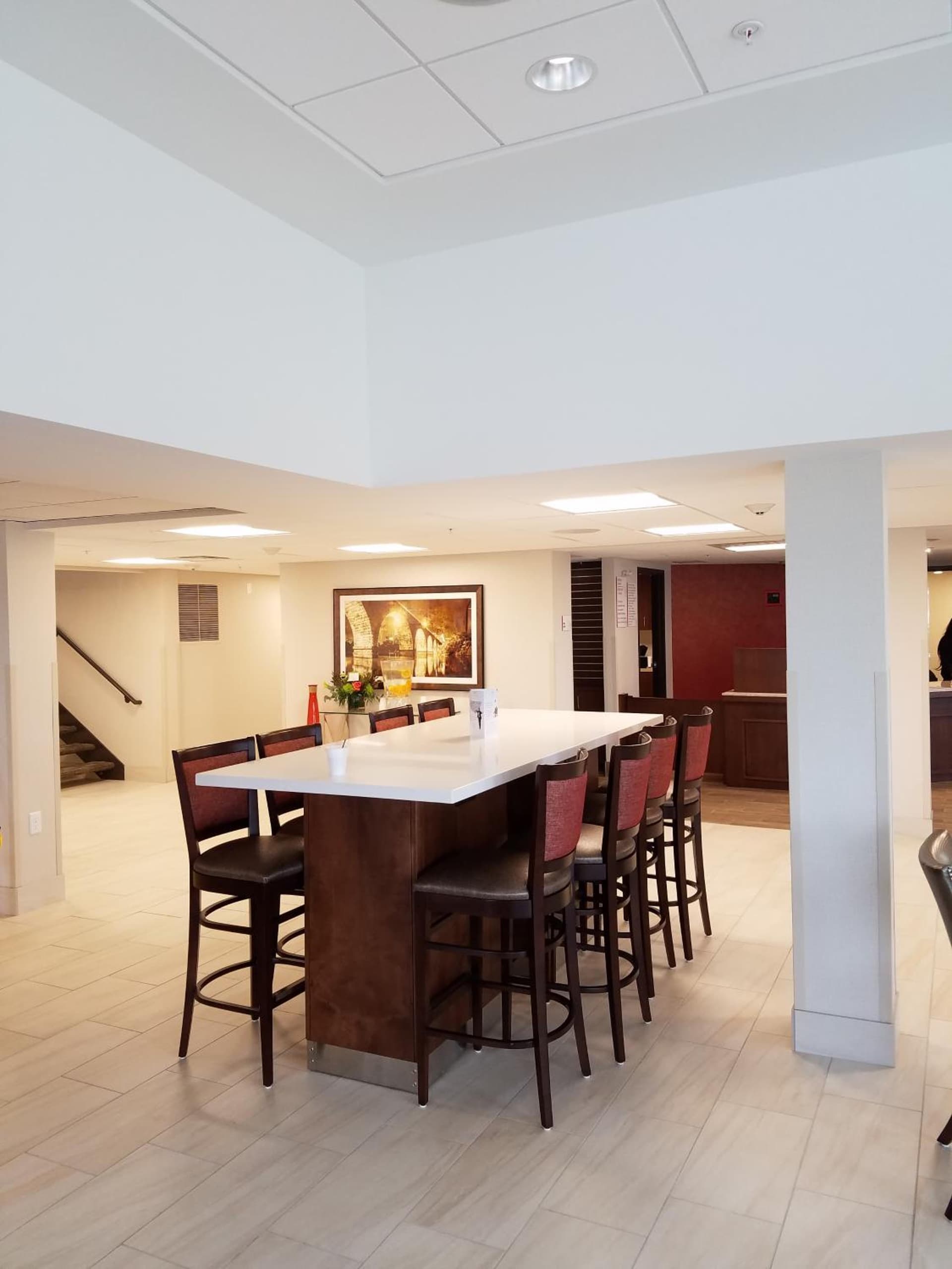 Ramada by Wyndham Minneapolis Golden Valley gallery photo in Minneapolis, MN — image 49