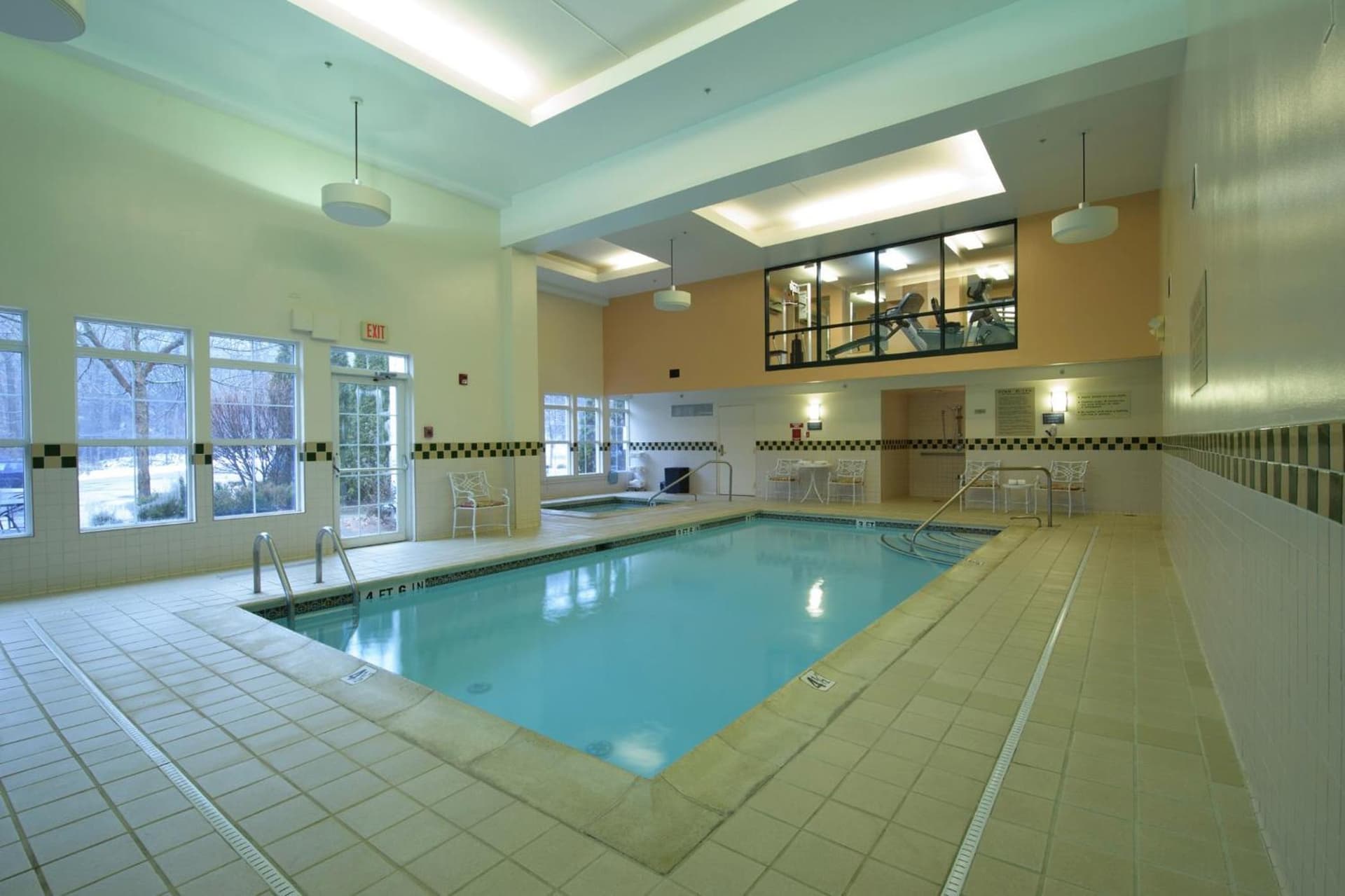 D. Hotel Suites & Spa gallery photo in Holyoke, MA — image 17