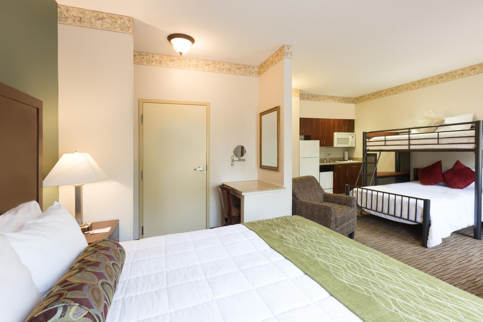 Hawthorn Suites by Wyndham Rancho Cordova/Folsom gallery photo in Rancho Cordova, CA — image 67