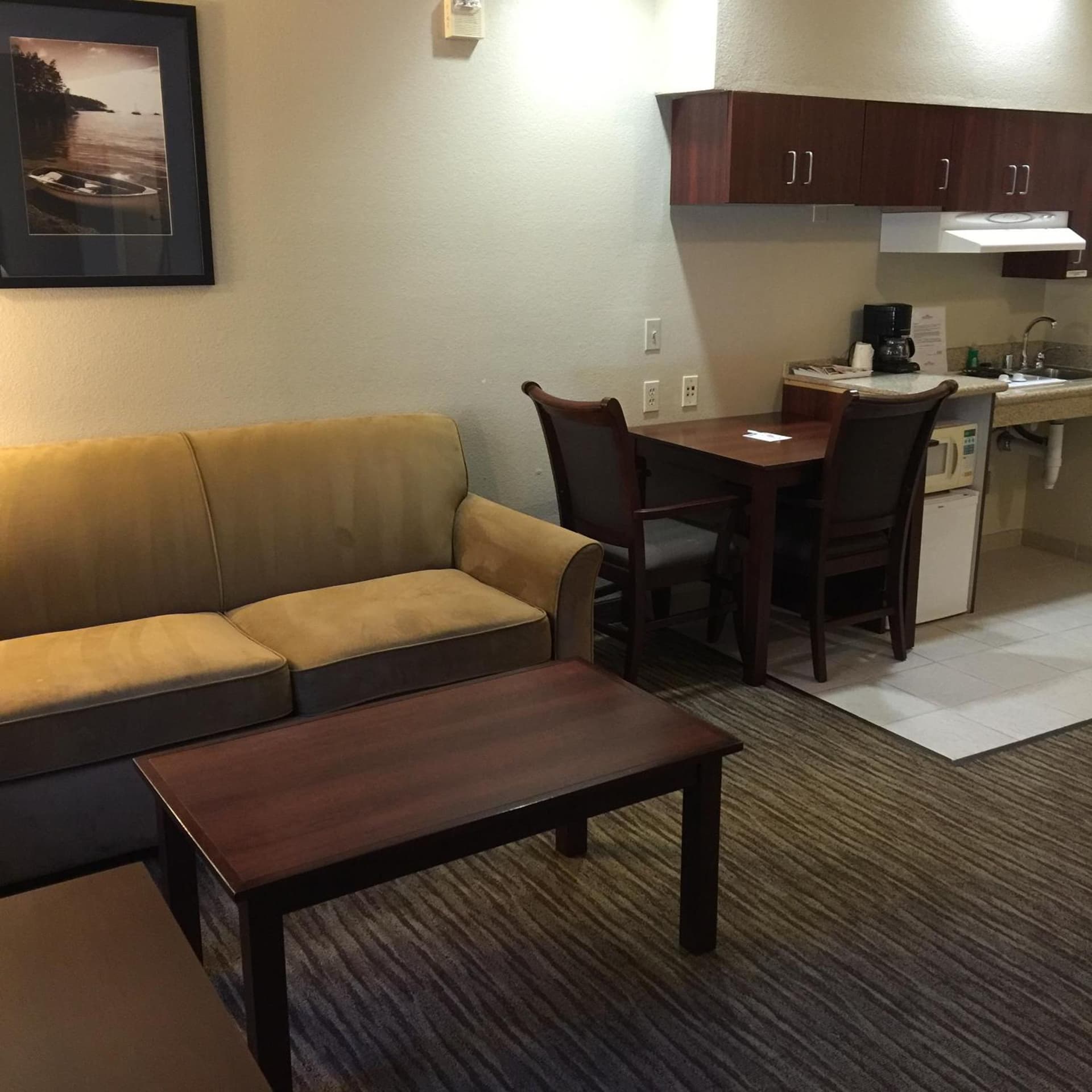 Hawthorn Suites by Wyndham Rancho Cordova/Folsom gallery photo in Rancho Cordova, CA — image 84