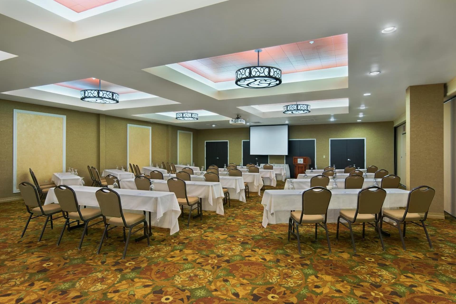 Oxford Suites Boise gallery photo in Boise, ID — image 41