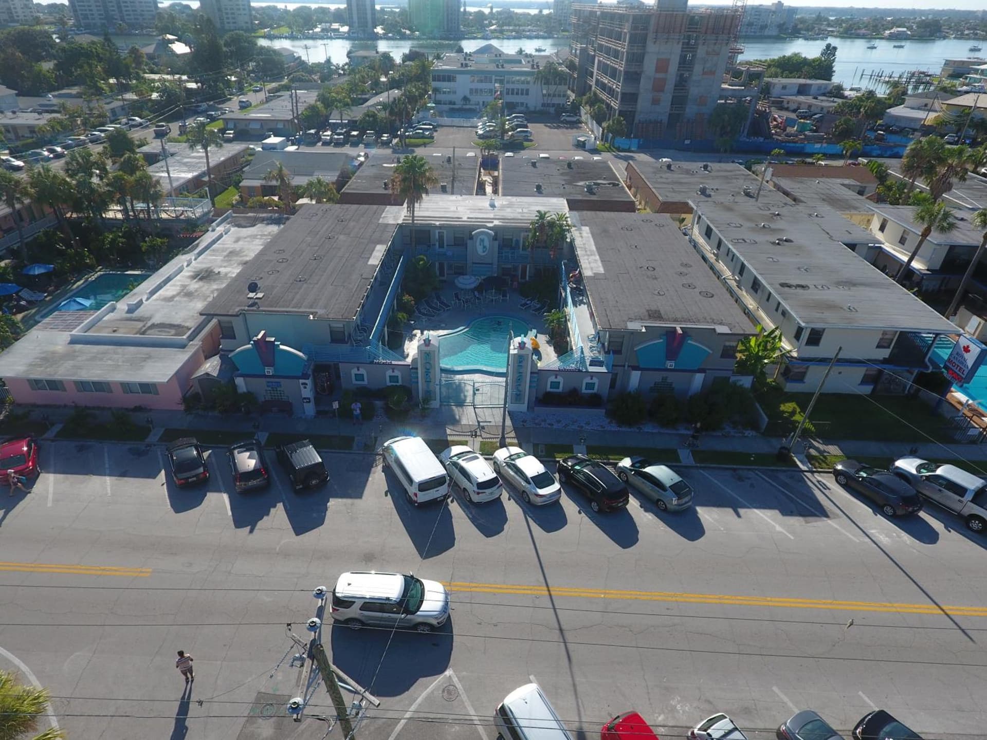 Royal North Beach featured exterior or lobby in Clearwater Beach, FL — similar hotel
