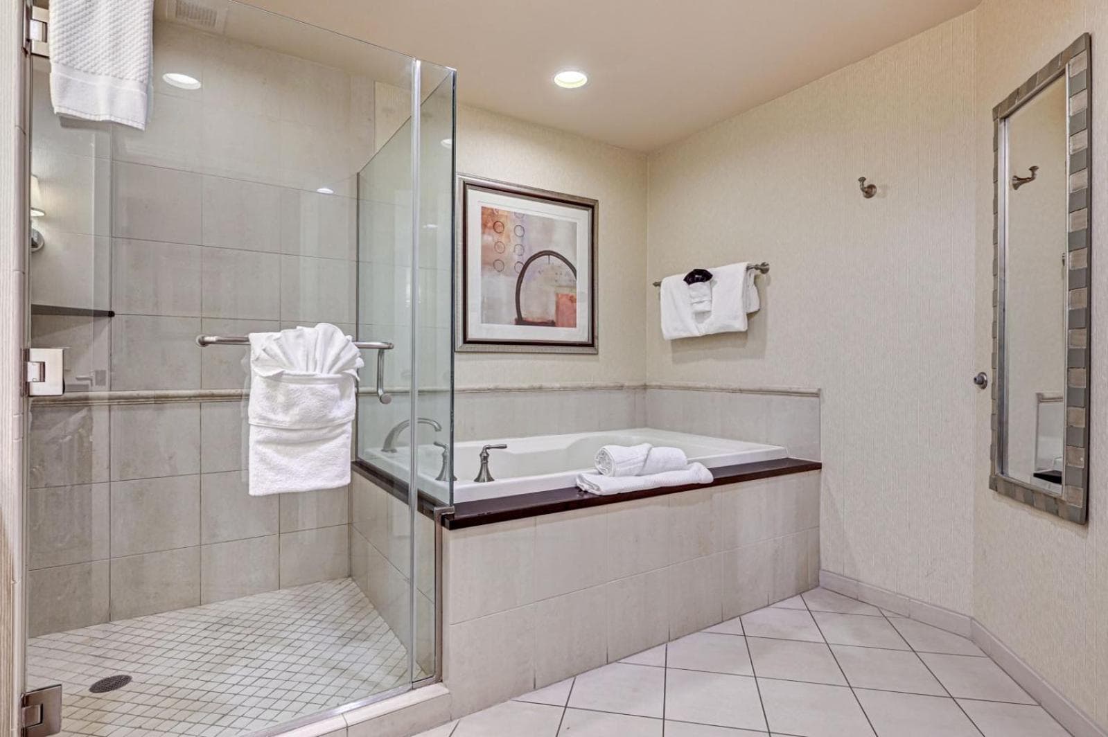 Suite Spot LV II at MGM Balcony F1 View gallery photo in Paradise, NV — image 22