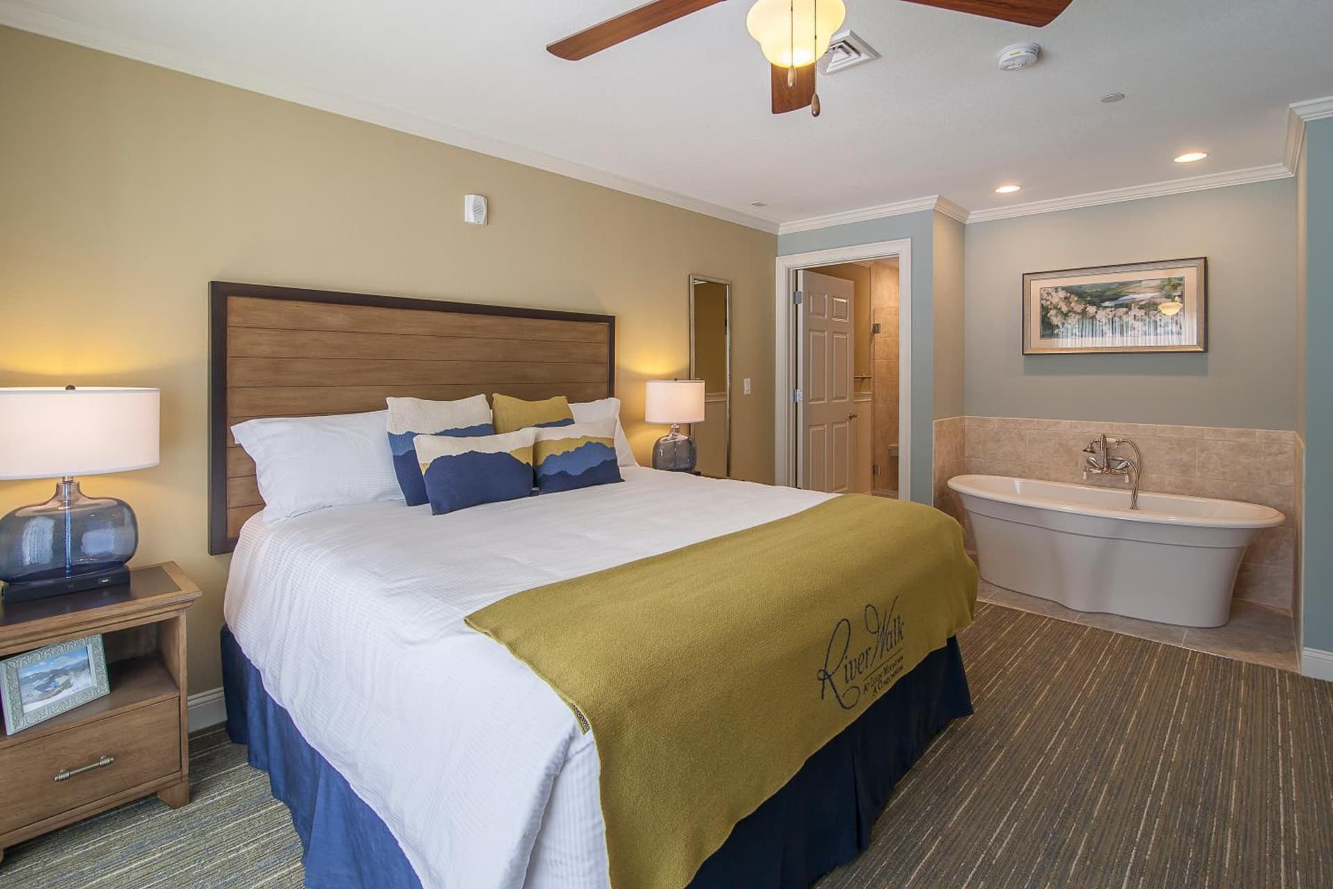 RiverWalk Resort at Loon Mountain property views in Lincoln — gallery photo 3