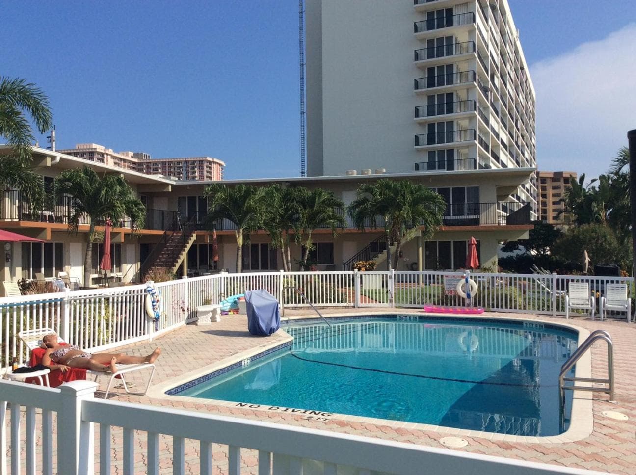 Aqua Mar Condos gallery photo in Pompano Beach, FL — image 38