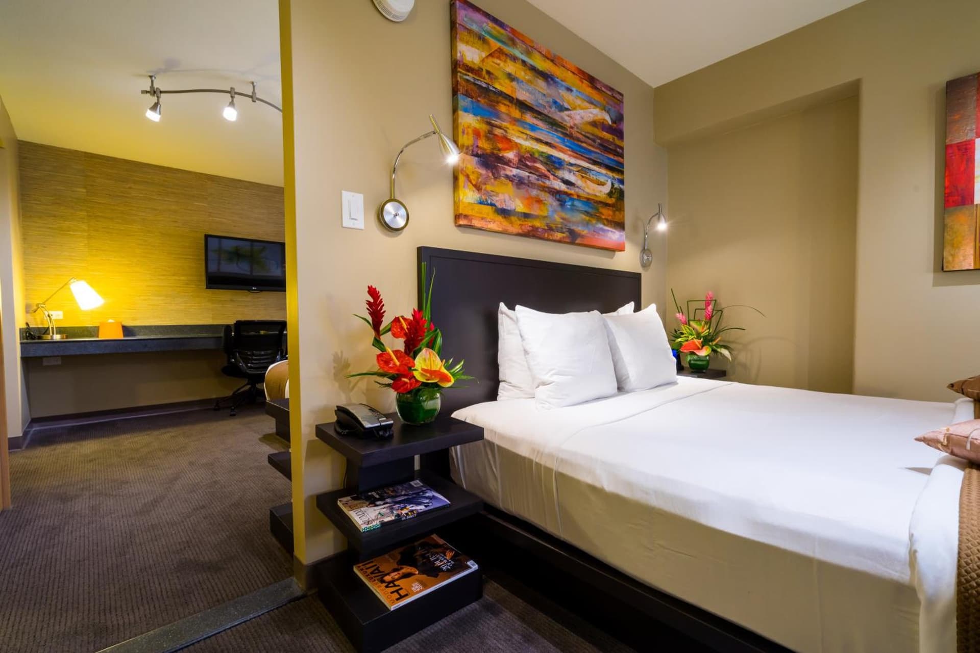 VIVE Hotel Waikiki gallery photo in Honolulu, HI — image 99