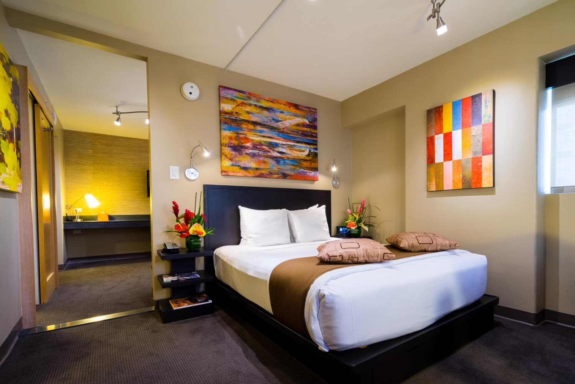 VIVE Hotel Waikiki gallery photo in Honolulu, HI — image 47