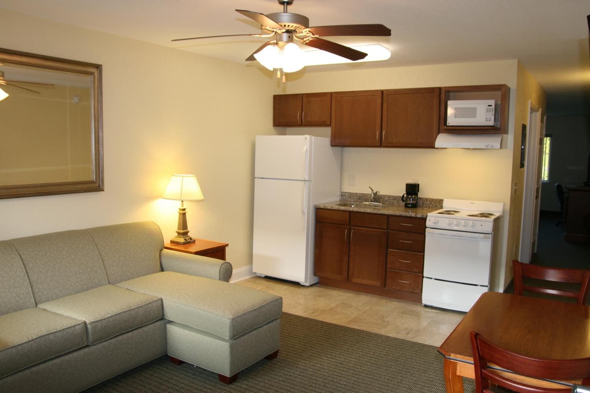 Affordable Suites of America Augusta gallery photo in Augusta, GA — image 18