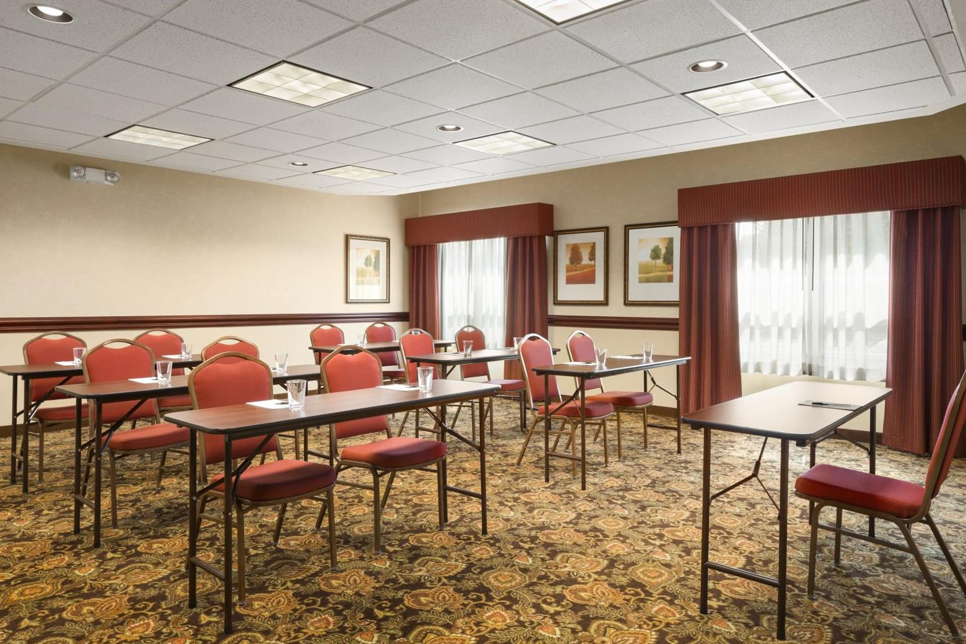 Country Inn & Suites by Radisson, Rossford - Toledo South gallery photo in Rossford, OH — image 8