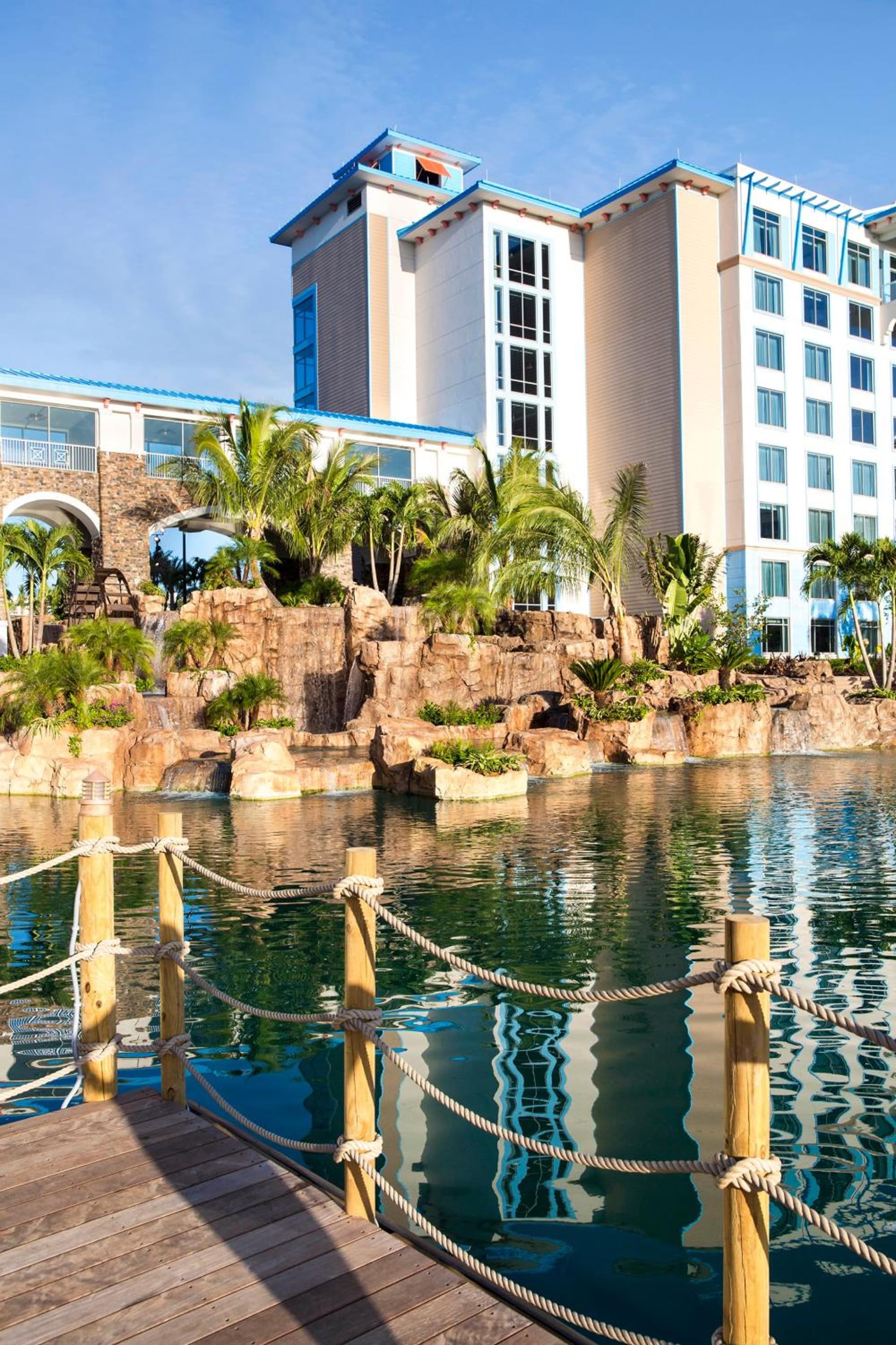 Universal's Loews Sapphire Falls Resort interior in Orlando, FL — gallery photo 2