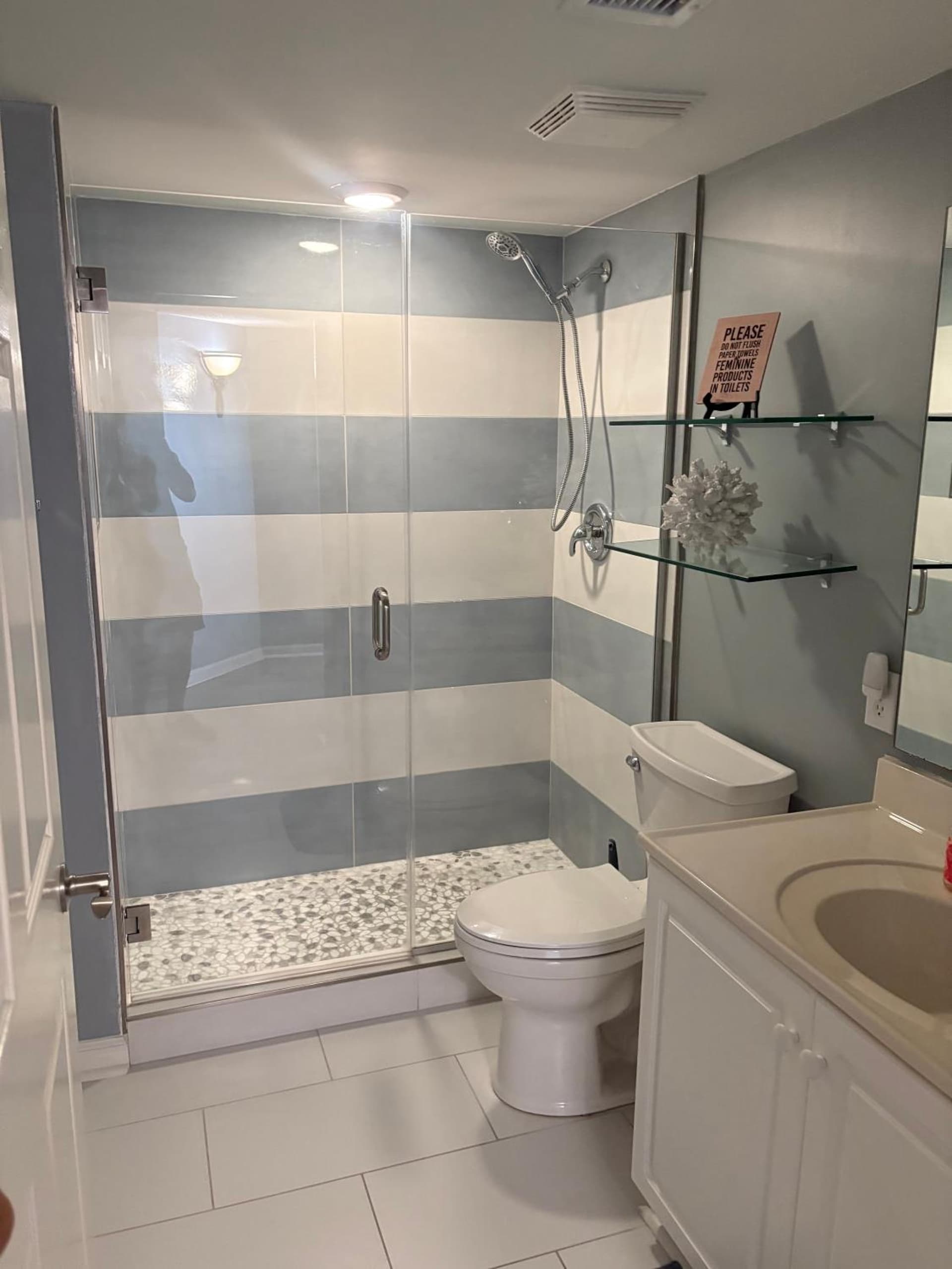 Ashworh 1001 Four Bedroom Condo Oceanfront "Picture Perfect" property views in North Myrtle Beach, SC — gallery photo 3