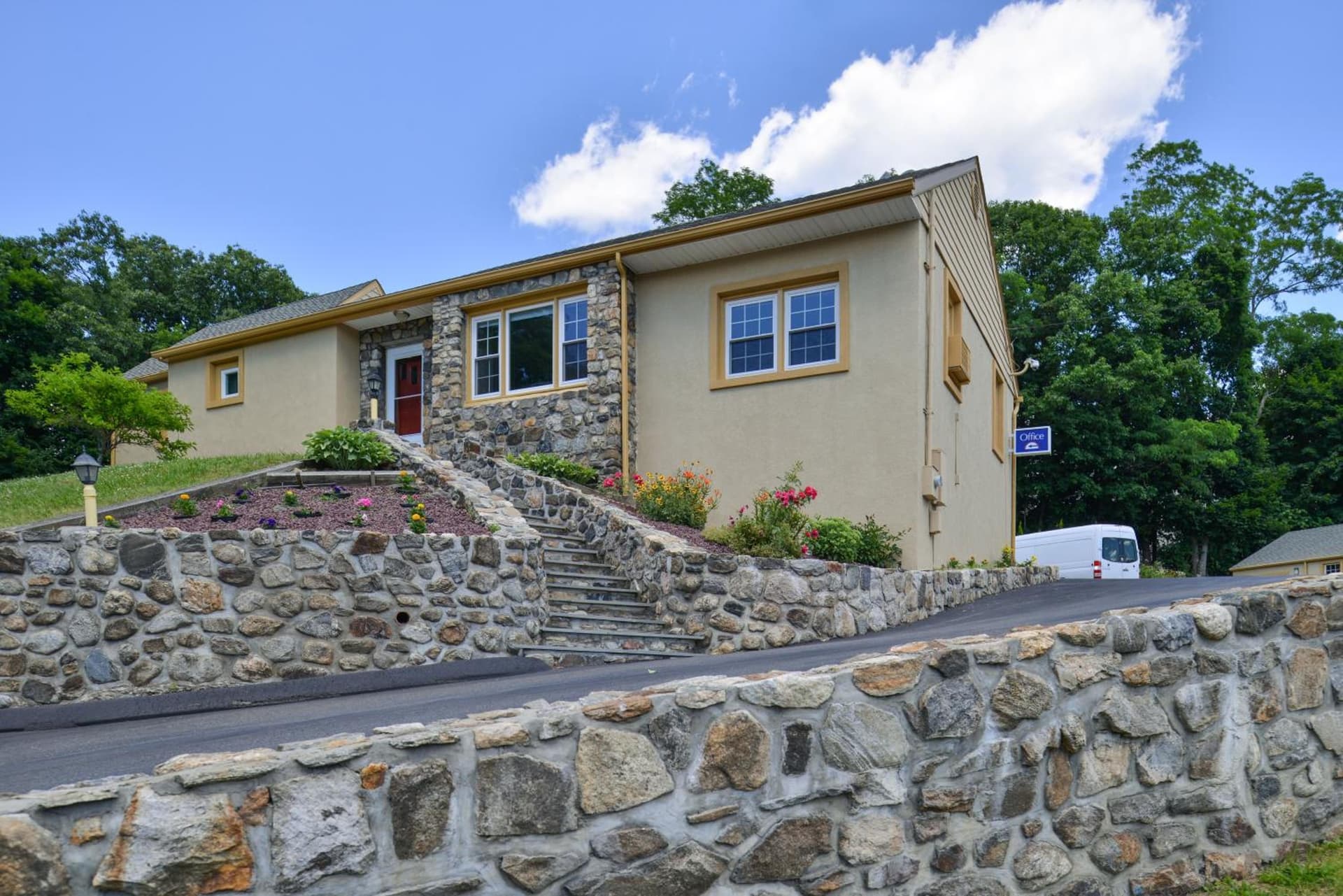 Golden Hill Inn-Danbury gallery photo in Danbury, CT — image 22