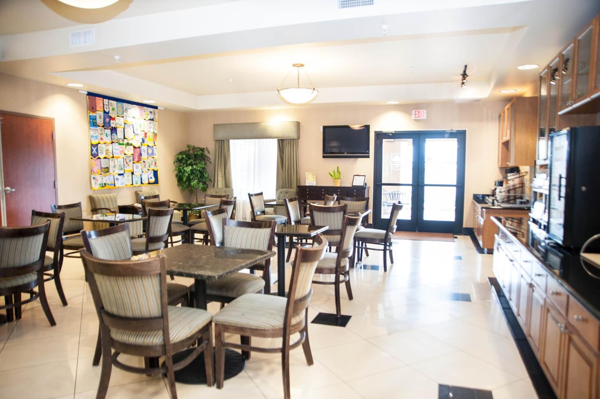 GreenTree Inn and Suites Florence, AZ interior in Florence, AZ — gallery photo 2