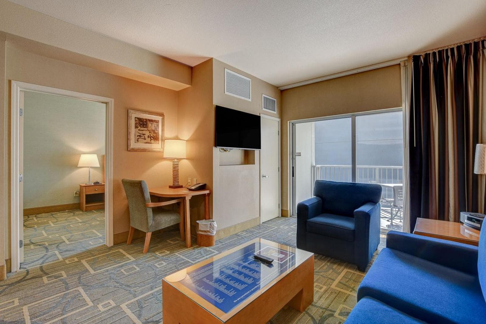Sky Mist Suite at Platinum Hotel 5 MIN WALK TO F1 KOVAL ZONE ENTRANCE gallery photo in Paradise, NV — image 45