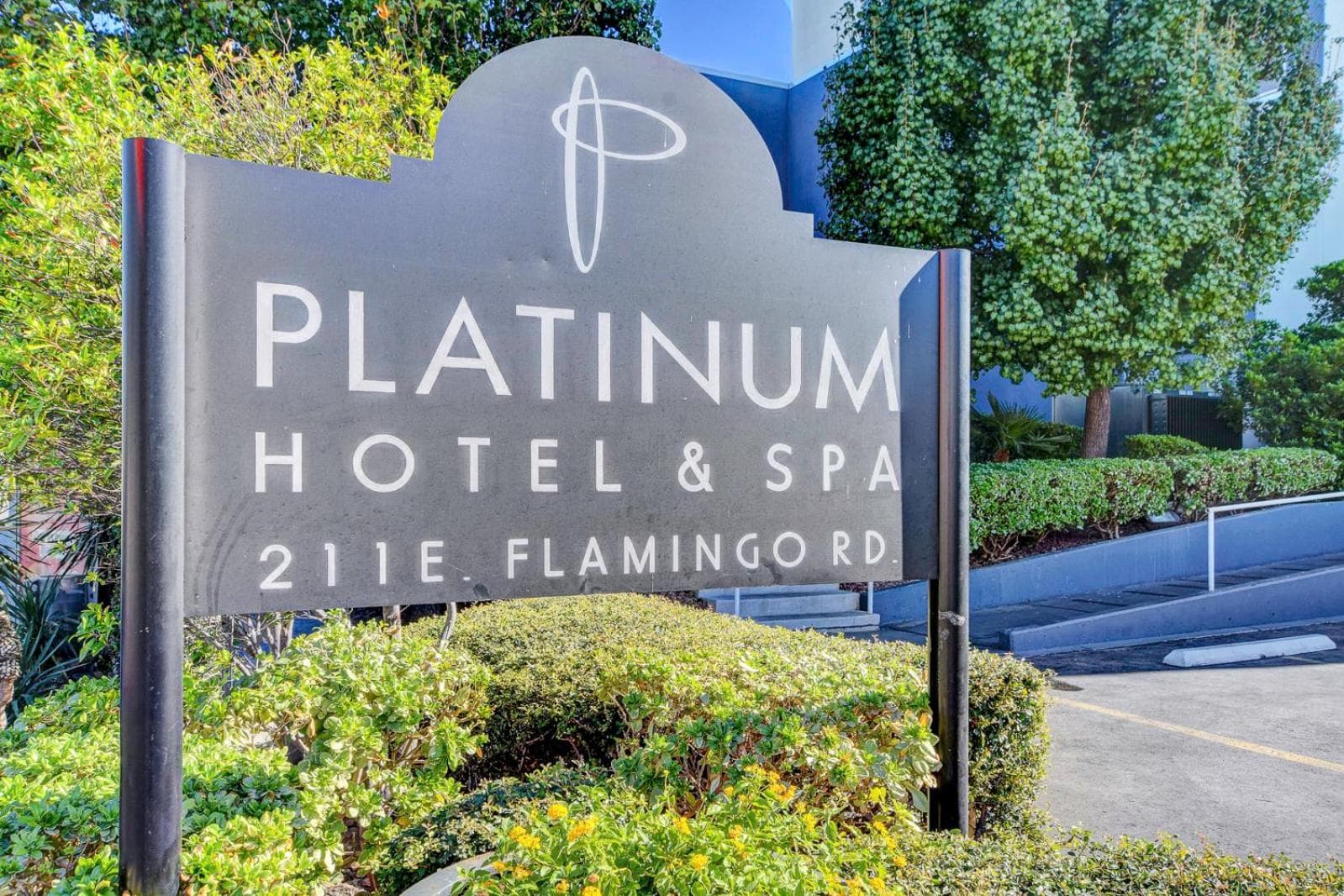 Sky Mist Suite at Platinum Hotel 5 MIN WALK TO F1 KOVAL ZONE ENTRANCE gallery photo in Paradise, NV — image 40