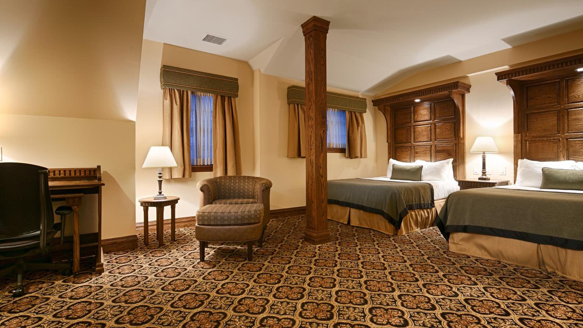 Best Western Premier Mariemont Inn gallery photo in Cincinnati, OH — image 30