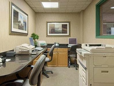 Wingate by Wyndham Macon I-75 gallery photo in Macon, GA — image 25
