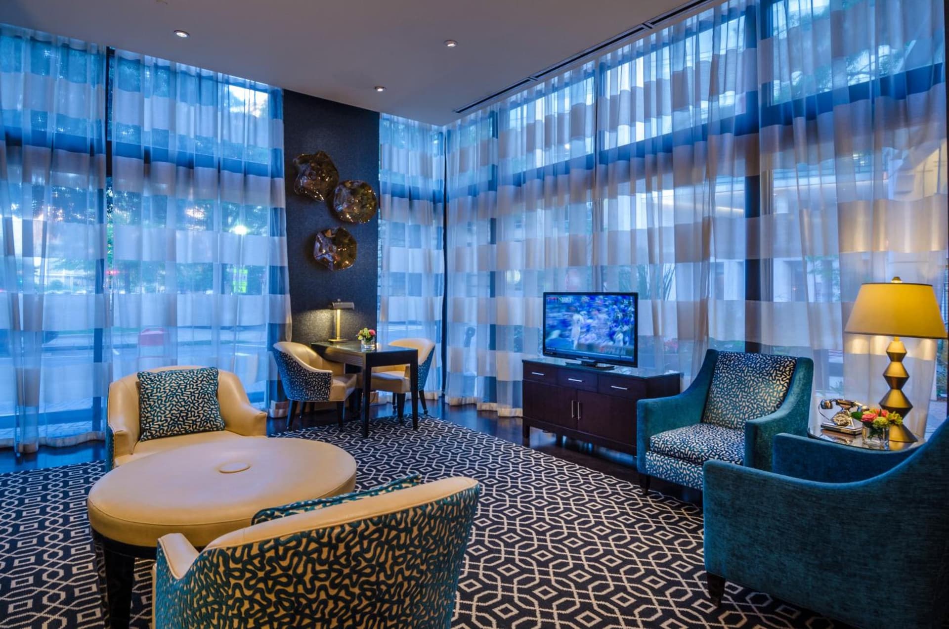 Beacon Hotel & Corporate Quarters gallery photo in Washington, DC — image 79