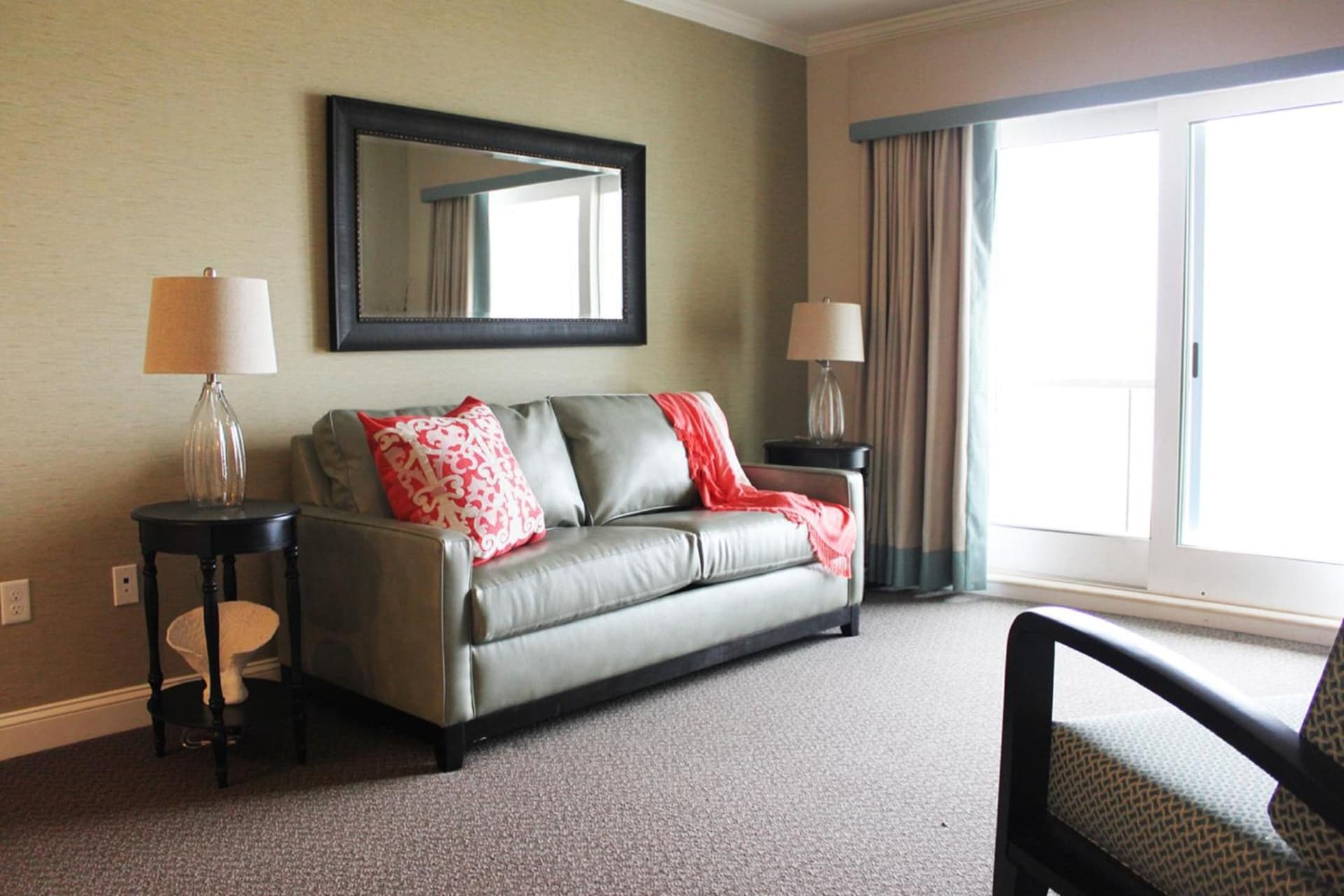 Alouette Sunrise Suites interior in Old Orchard Beach — gallery photo 2
