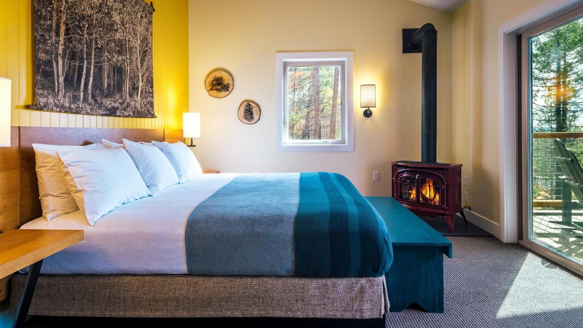 Rush Creek Lodge at Yosemite property views in Groveland, CA — gallery photo 3