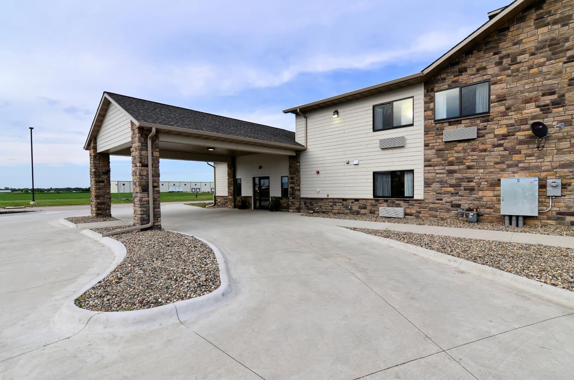 Cobblestone Inn & Suites - Monticello property views in Monticello, IA — gallery photo 3