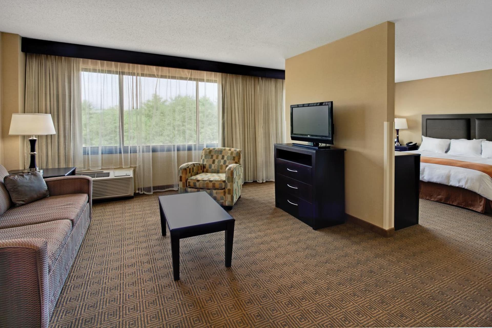 Radisson Hotel Freehold gallery photo in Freehold, NJ — image 44