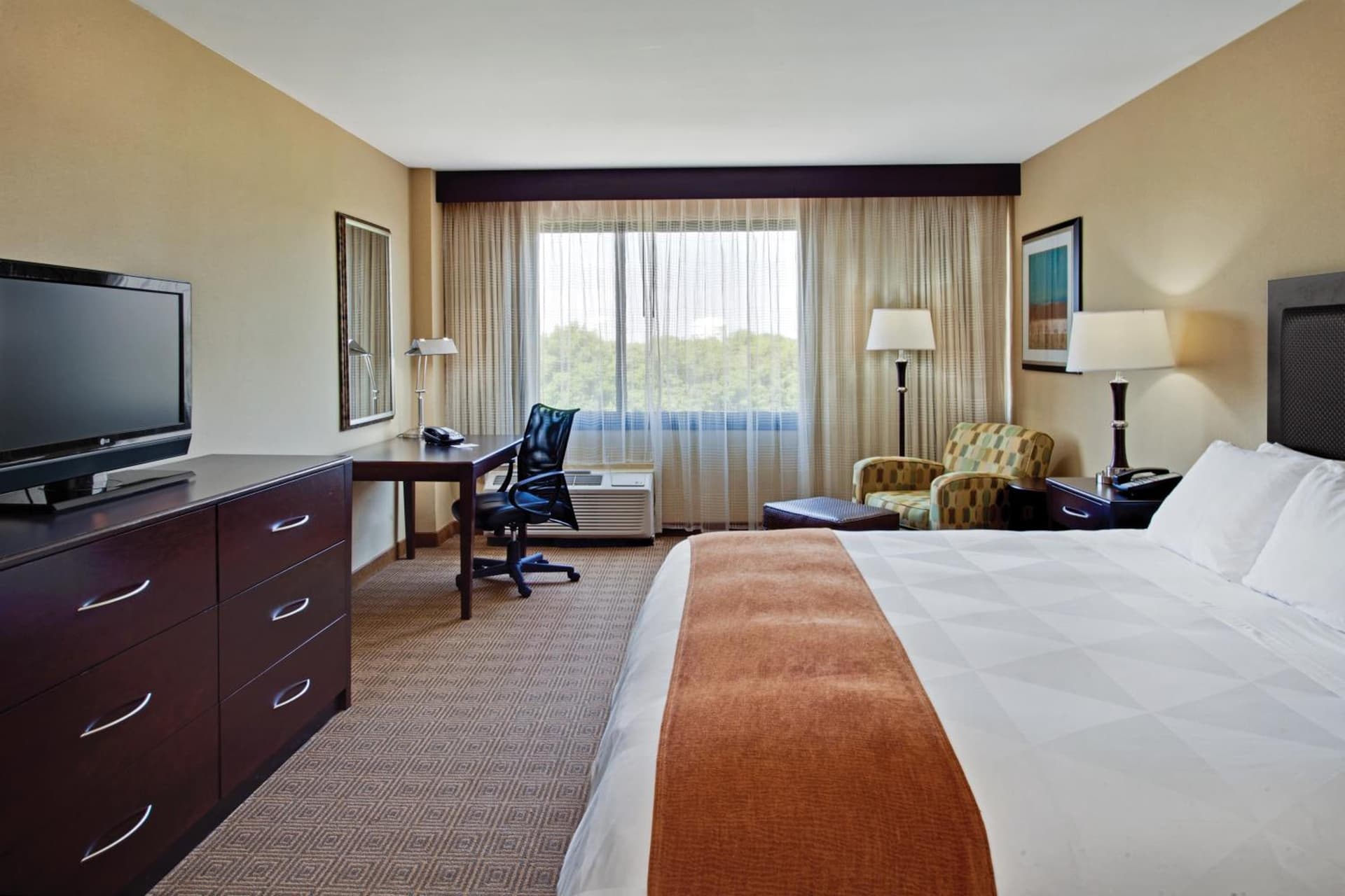 Radisson Hotel Freehold gallery photo in Freehold, NJ — image 48