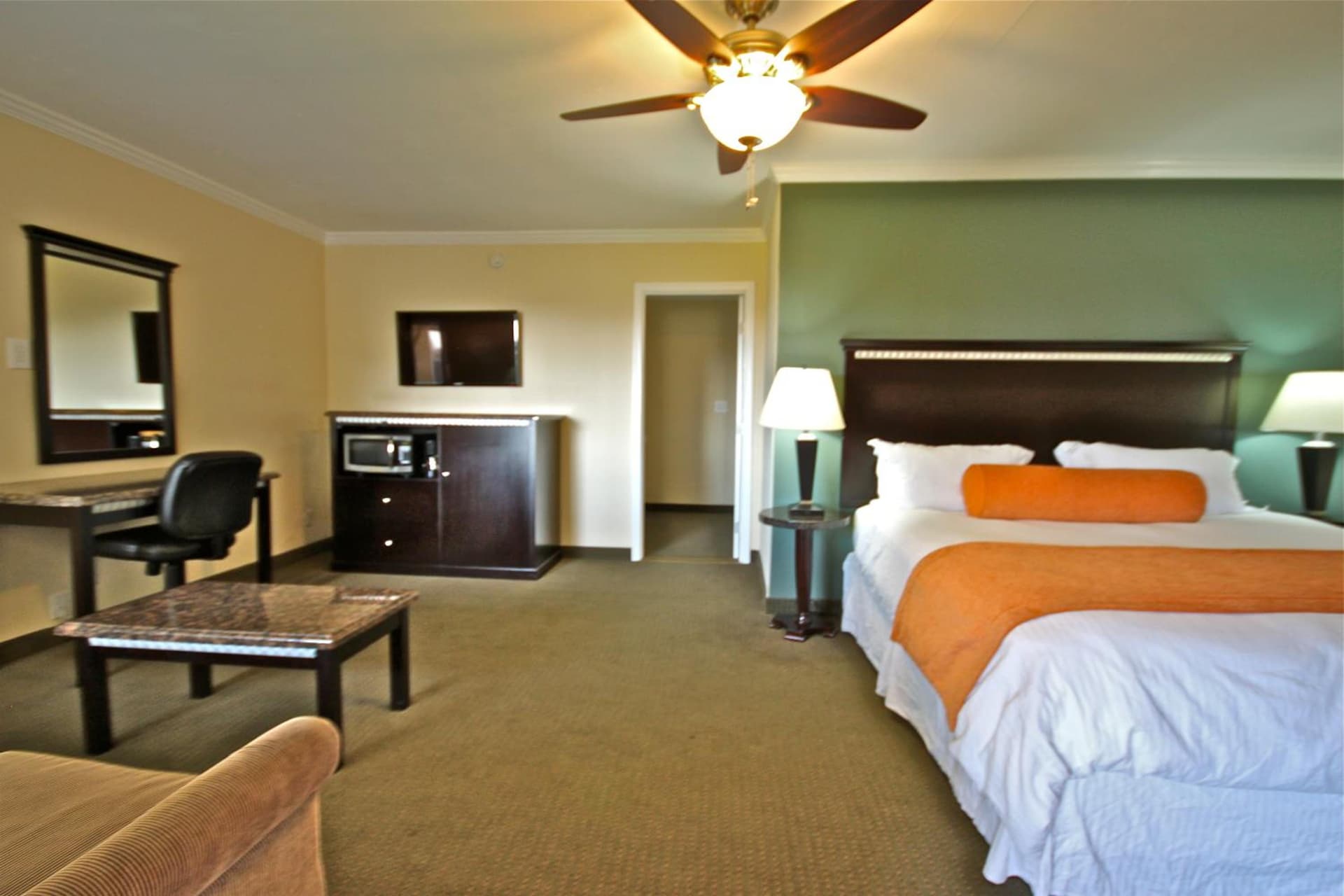 Quality Inn & Suites Santa Maria gallery photo in Santa Maria, CA — image 37